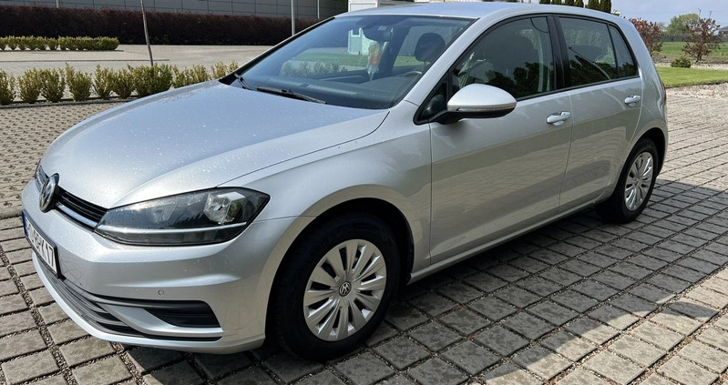 Volkswagen Golf cena 53000 przebieg: 119000, rok produkcji 2020 z Poznań małe 137